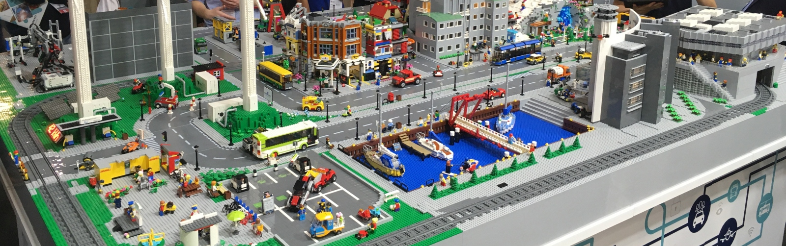 LEGO city by FIWARE